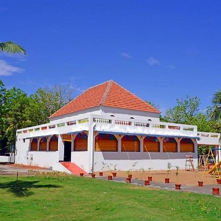 Thappa Garden Hotel Karaikudi Bagian luar foto